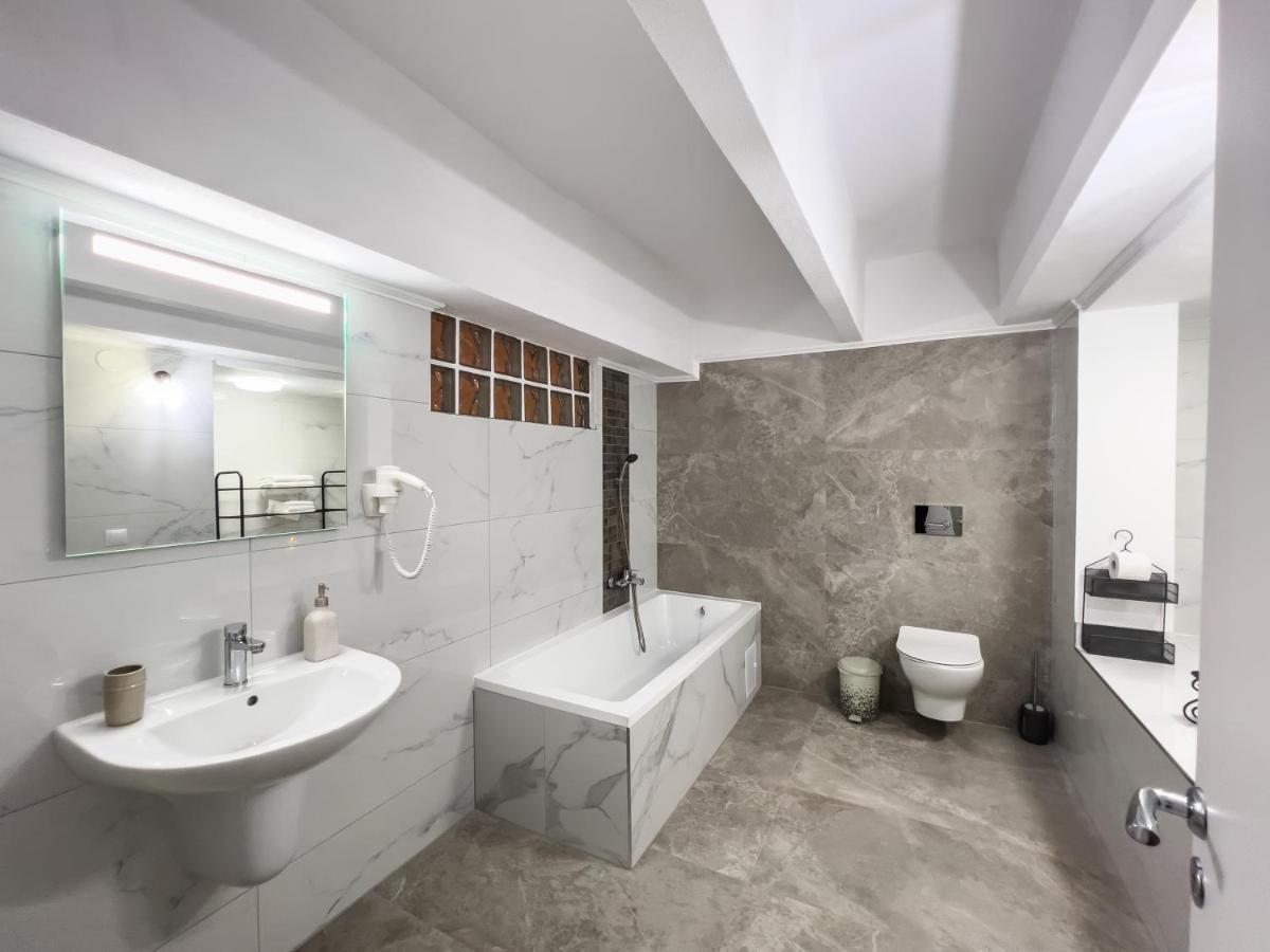 Family Apartment Сигишоара Екстериор снимка